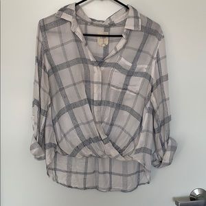 Casual white/blue shirt